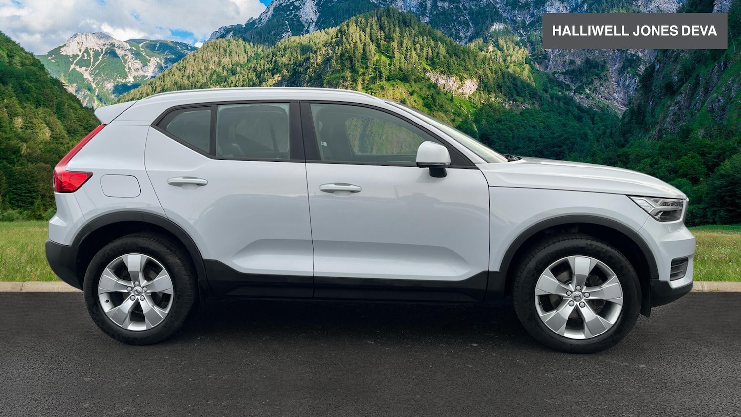 Used Volvo XC40 2019 for sale - 76801474: Photo 3