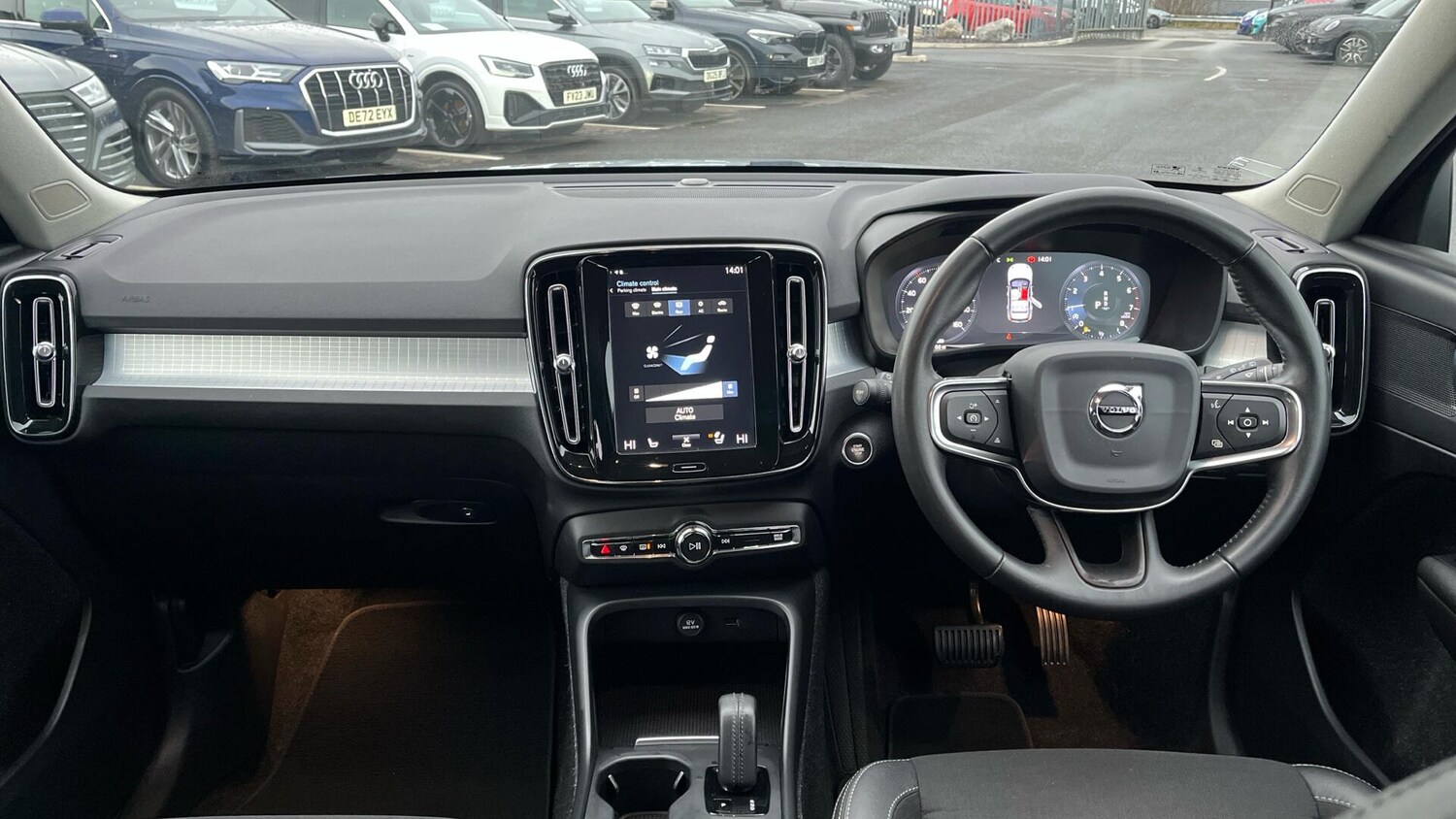 Used Volvo XC40 2019 for sale - 76801474: Photo 4