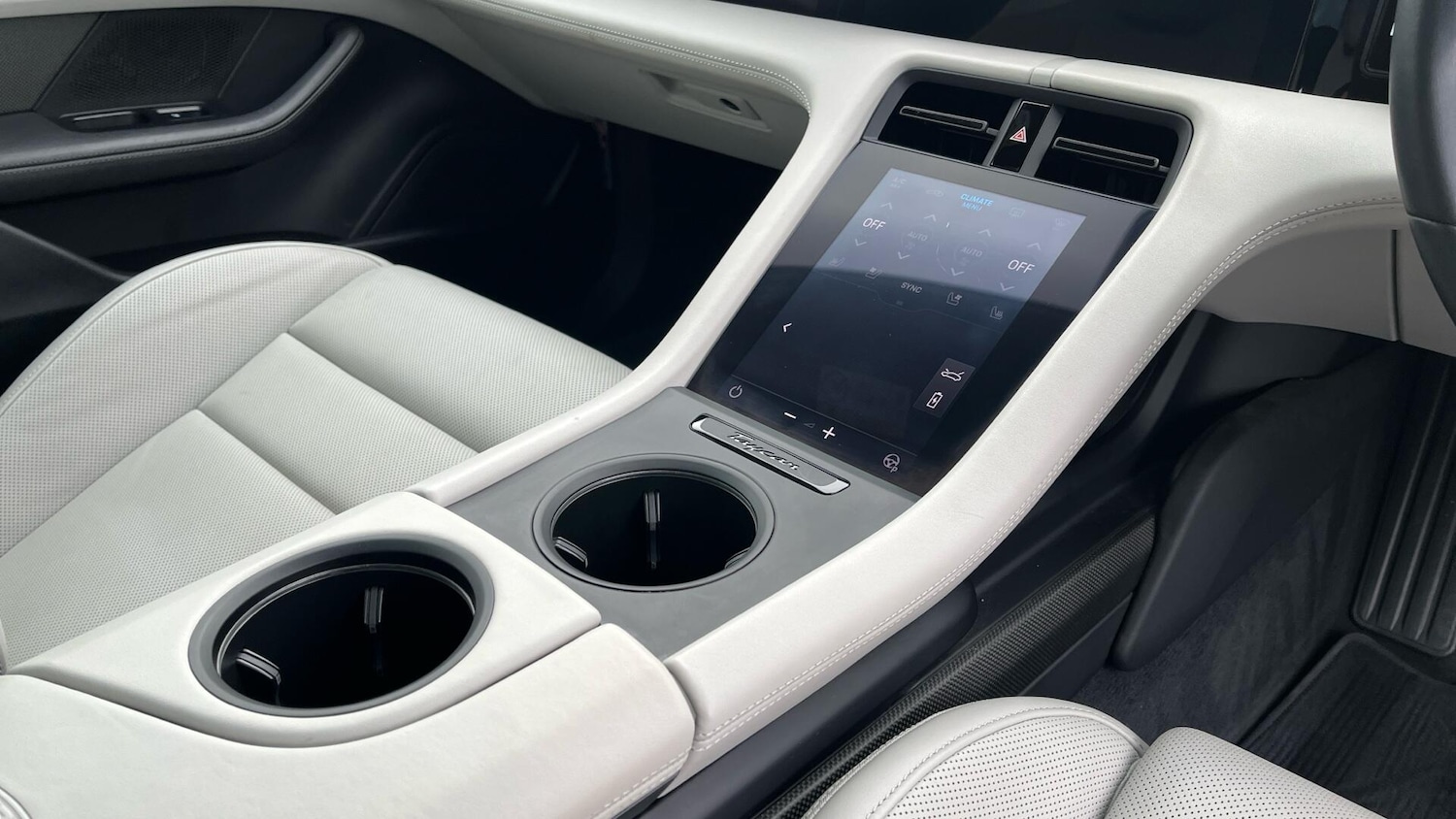 Used Porsche Taycan 2023 for sale - 77625845: Photo 10