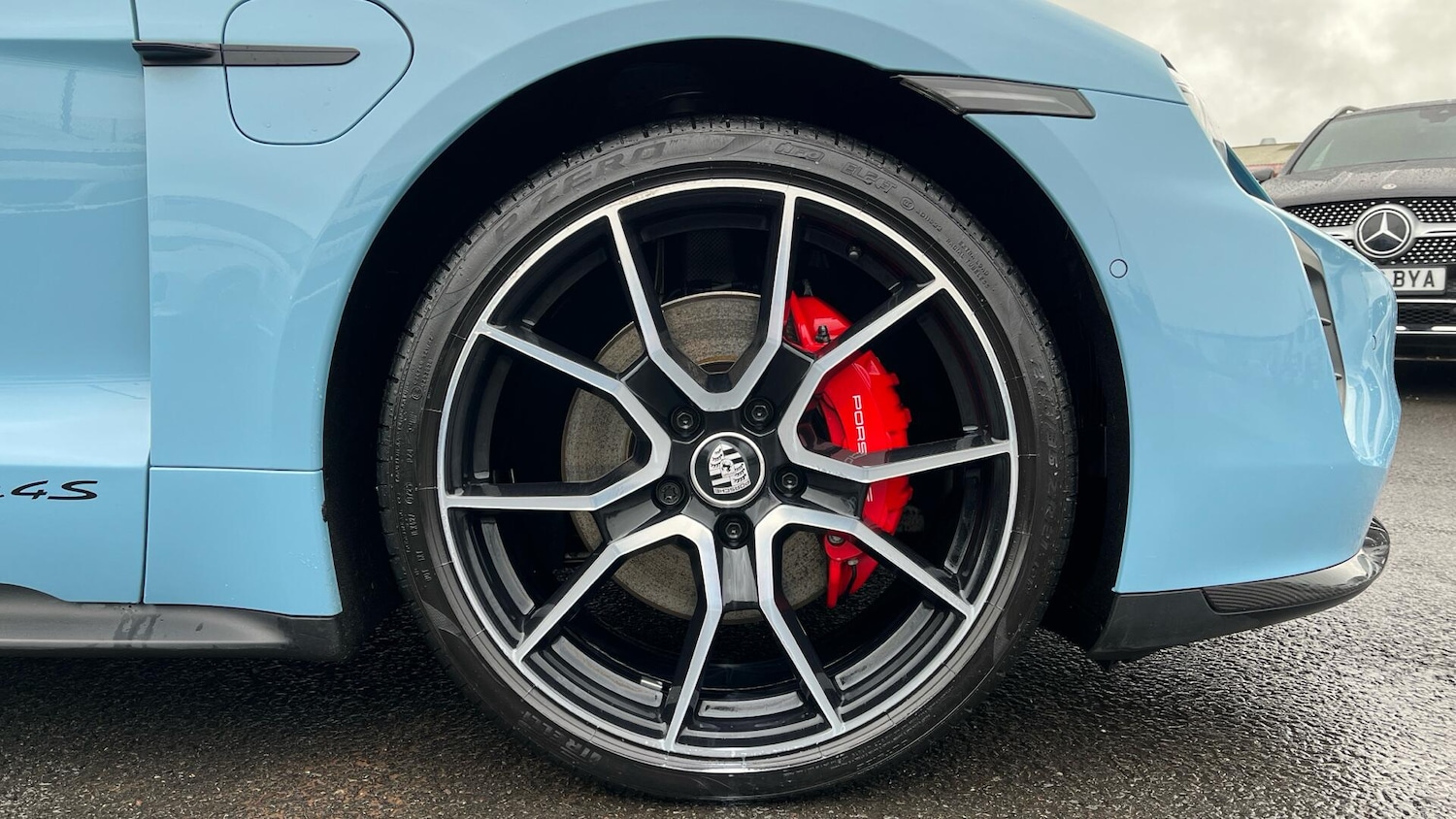 Used Porsche Taycan 2023 for sale - 77625845: Photo 14