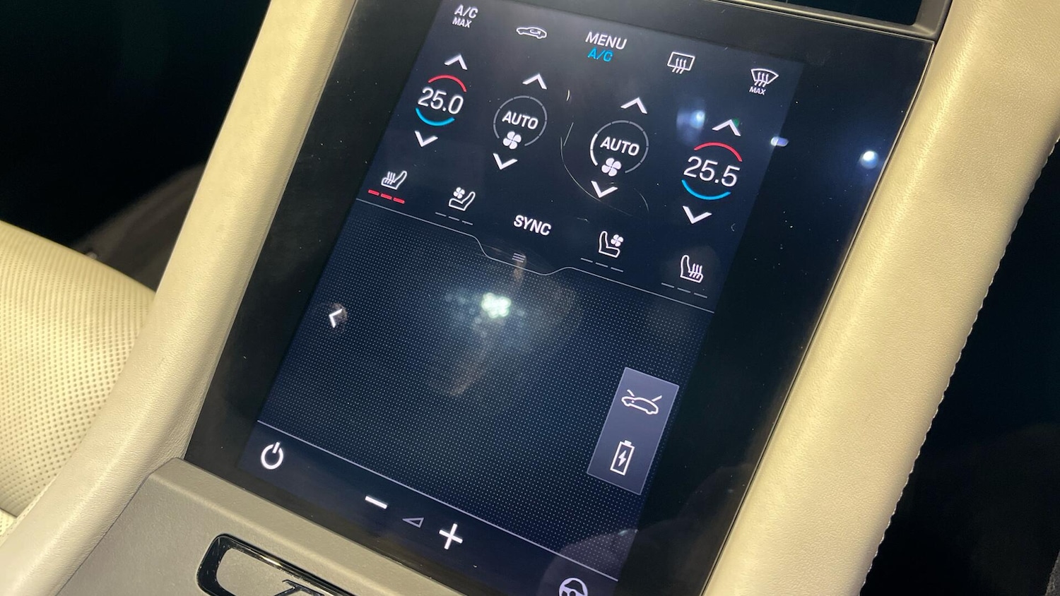 Used Porsche Taycan 2023 for sale - 77625845: Photo 29