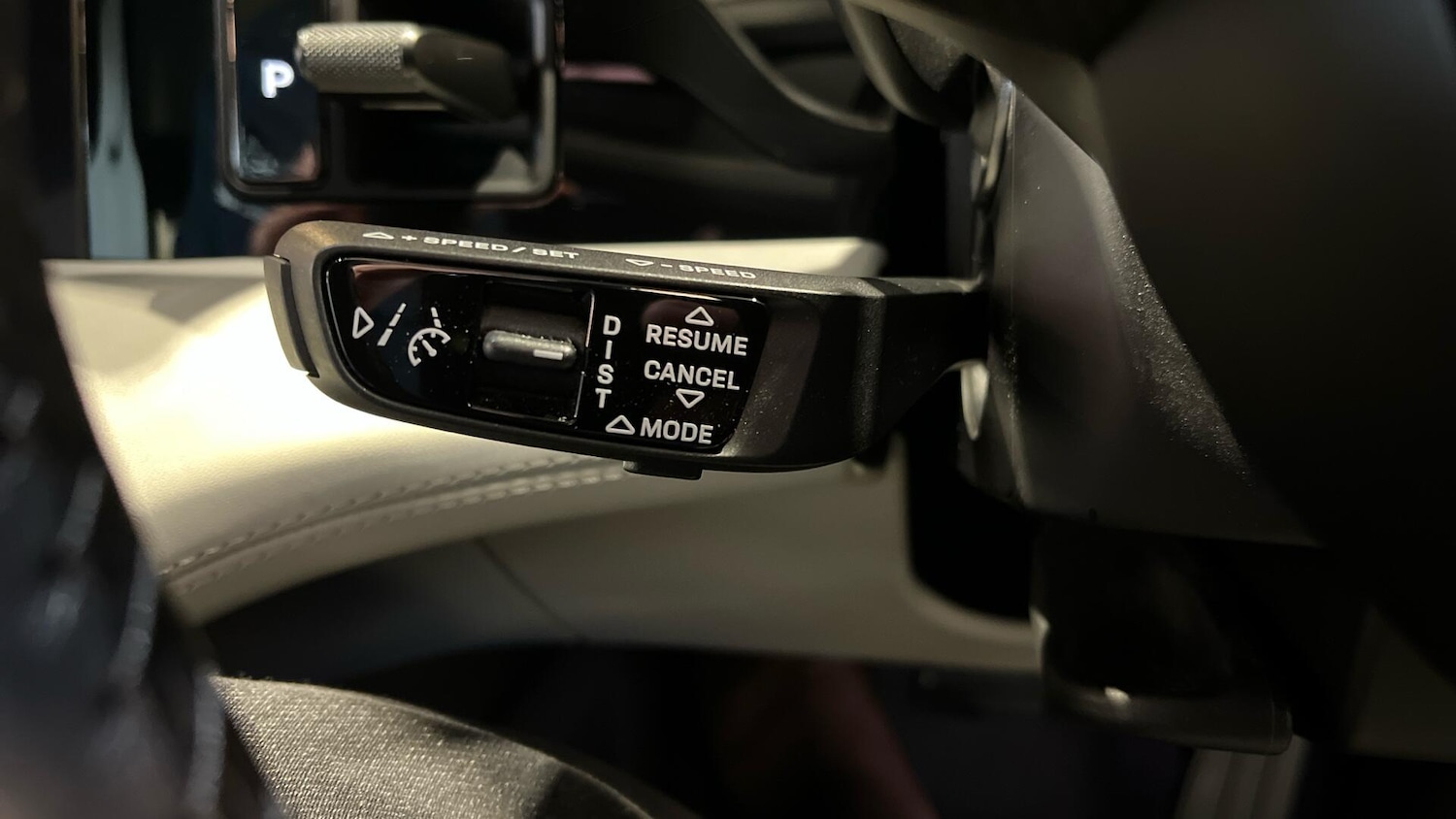 Used Porsche Taycan 2023 for sale - 77625845: Photo 32