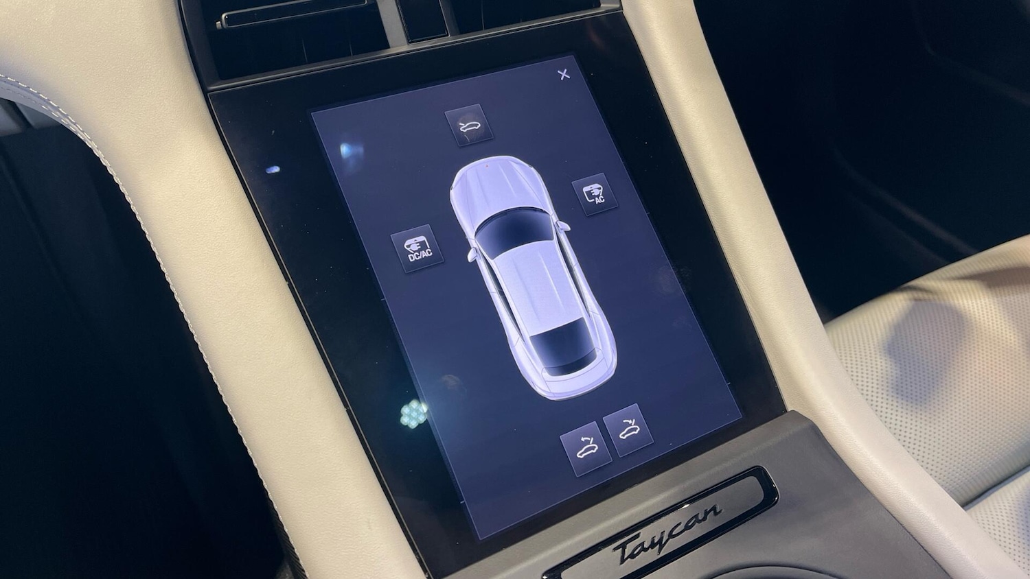 Used Porsche Taycan 2023 for sale - 77625845: Photo 68