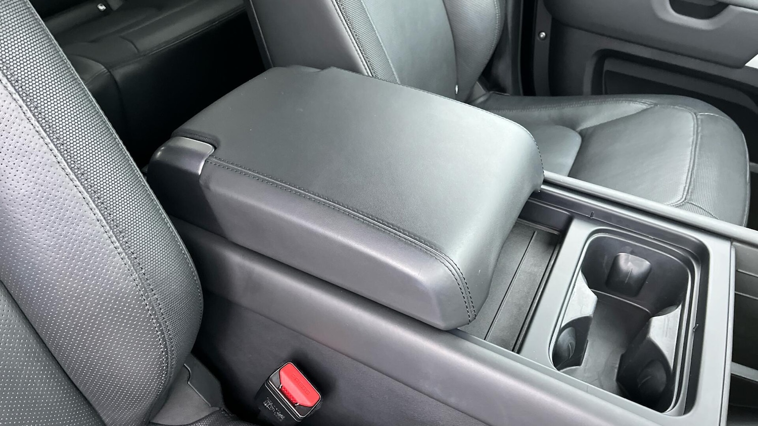 Used Land Rover Defender 2023 for sale - 76781463: Photo 19