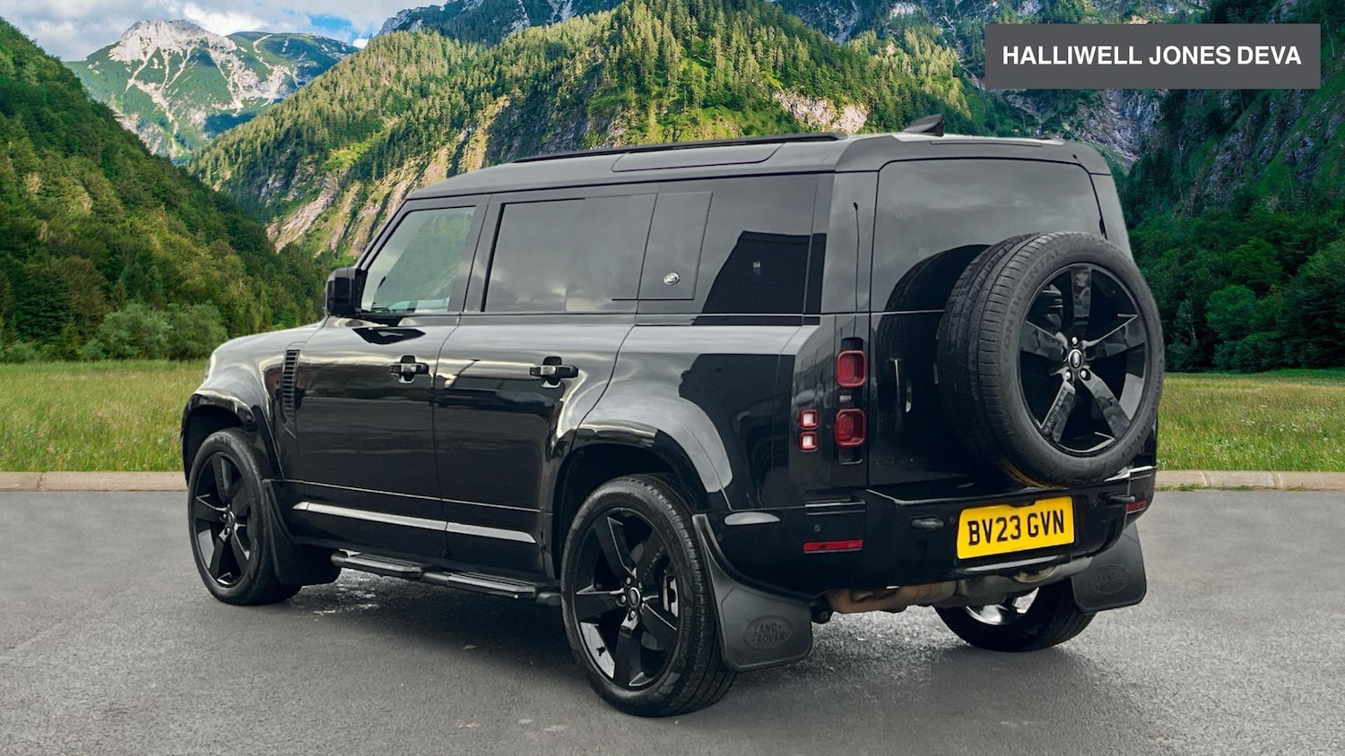 Used Land Rover Defender 2023 for sale - 76781463: Photo 2