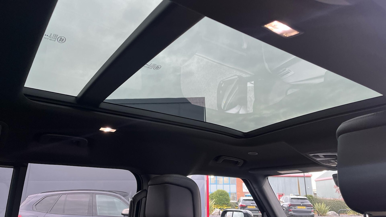 Used Land Rover Defender 2023 for sale - 76781463: Photo 24