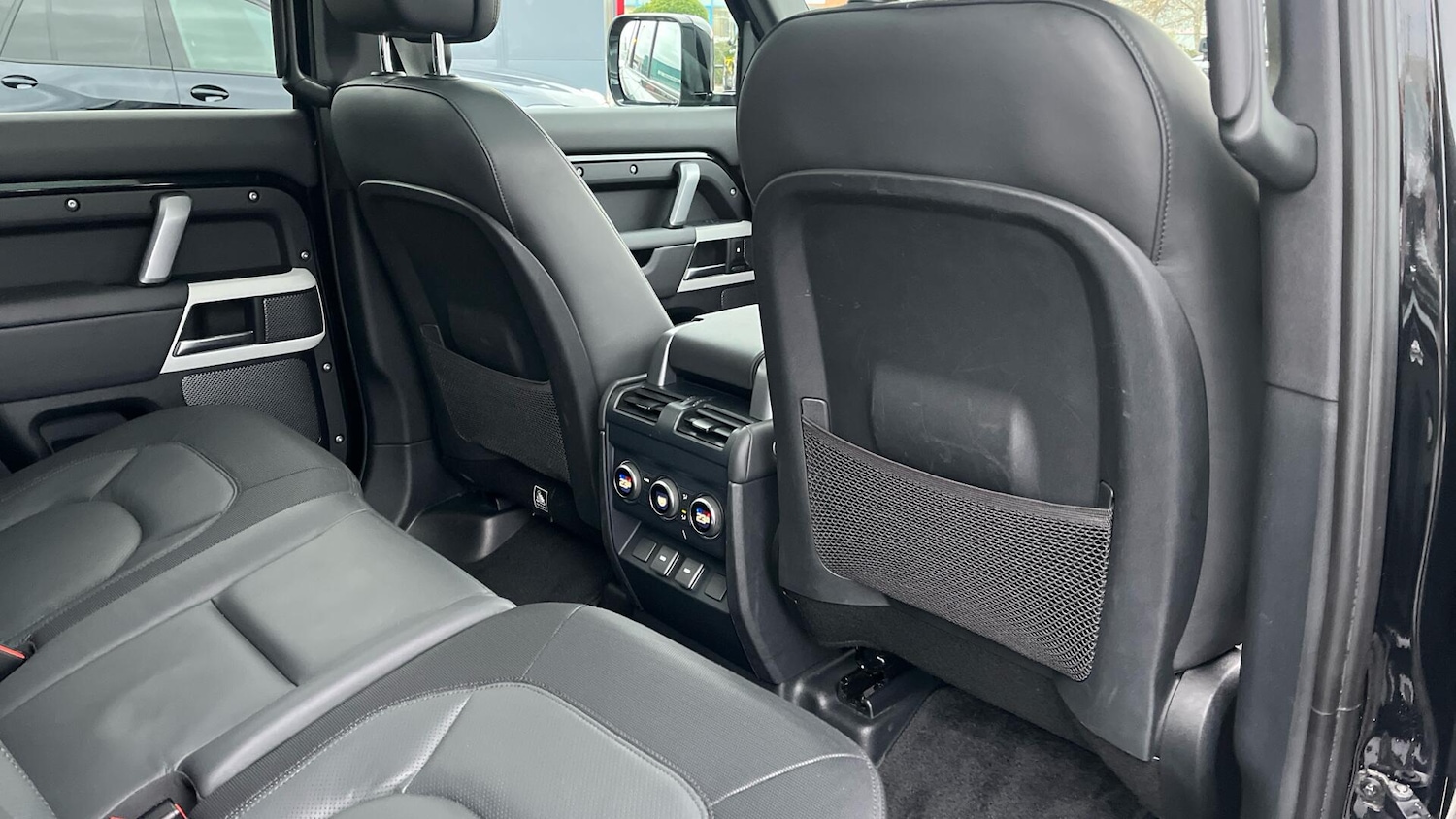 Used Land Rover Defender 2023 for sale - 76781463: Photo 26