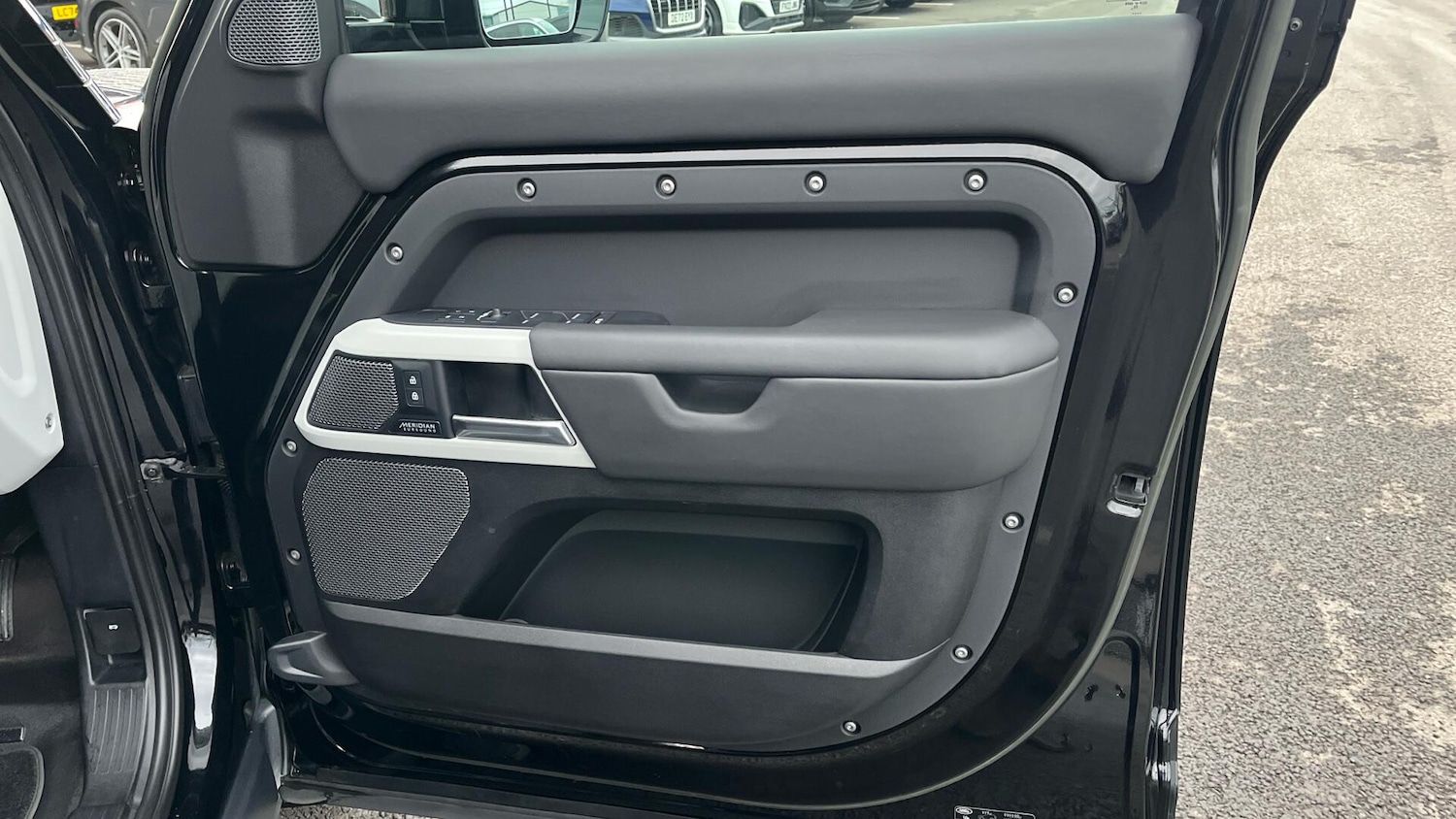 Used Land Rover Defender 2023 for sale - 76781463: Photo 29