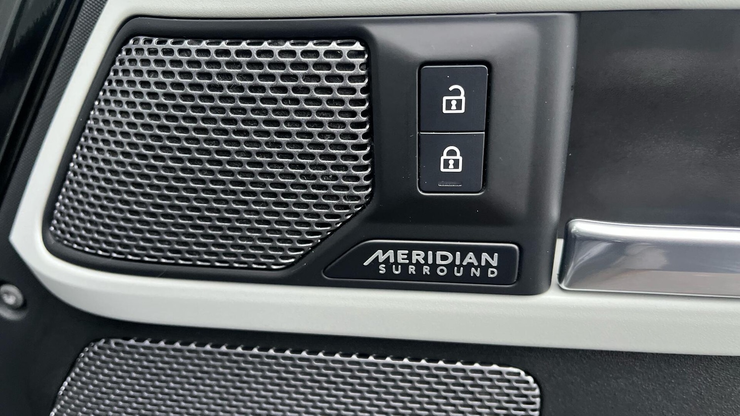 Used Land Rover Defender 2023 for sale - 76781463: Photo 30