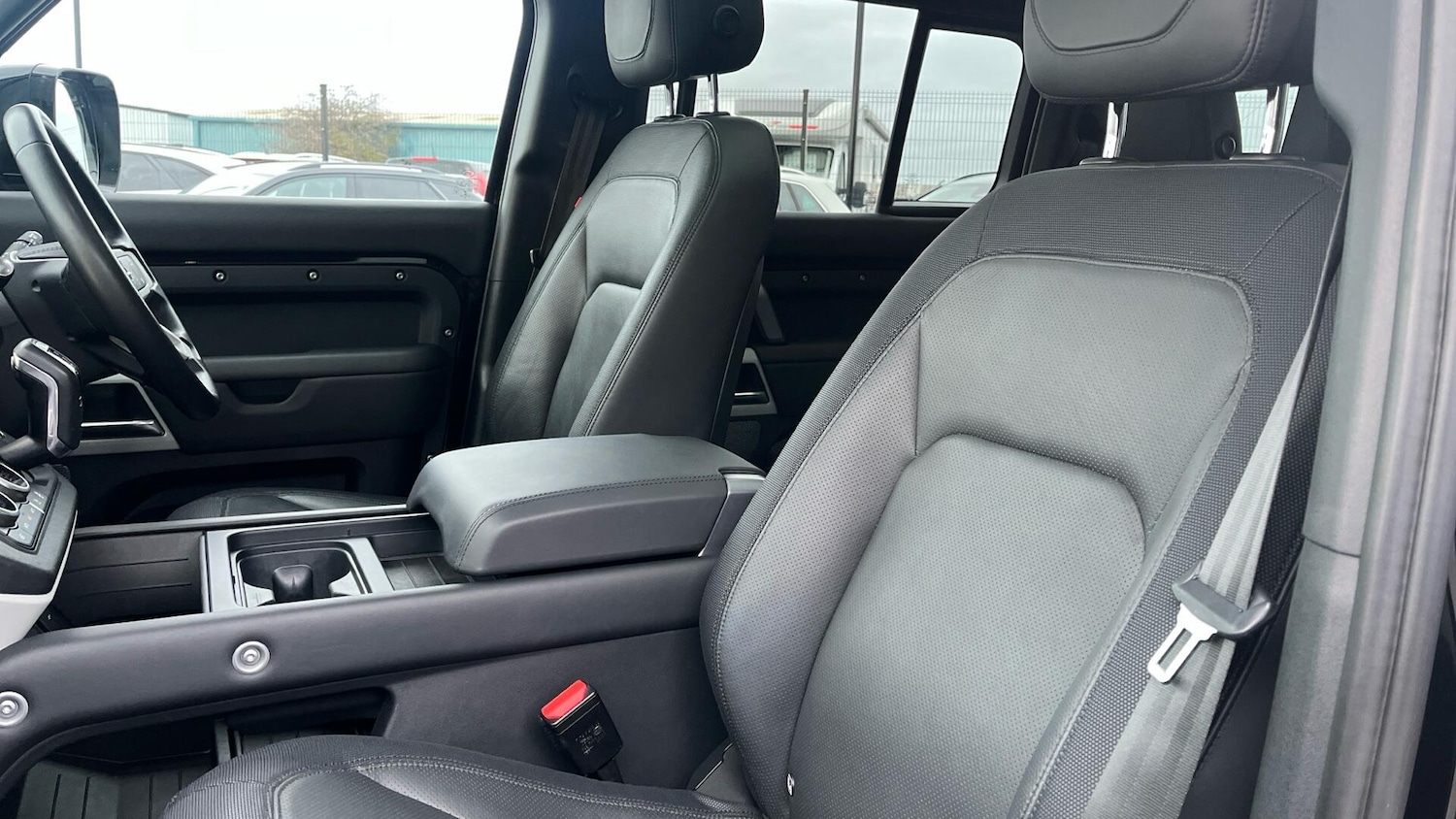 Used Land Rover Defender 2023 for sale - 76781463: Photo 33