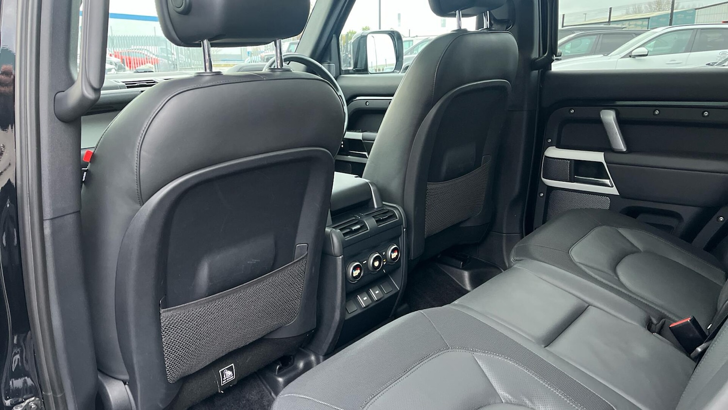 Used Land Rover Defender 2023 for sale - 76781463: Photo 40