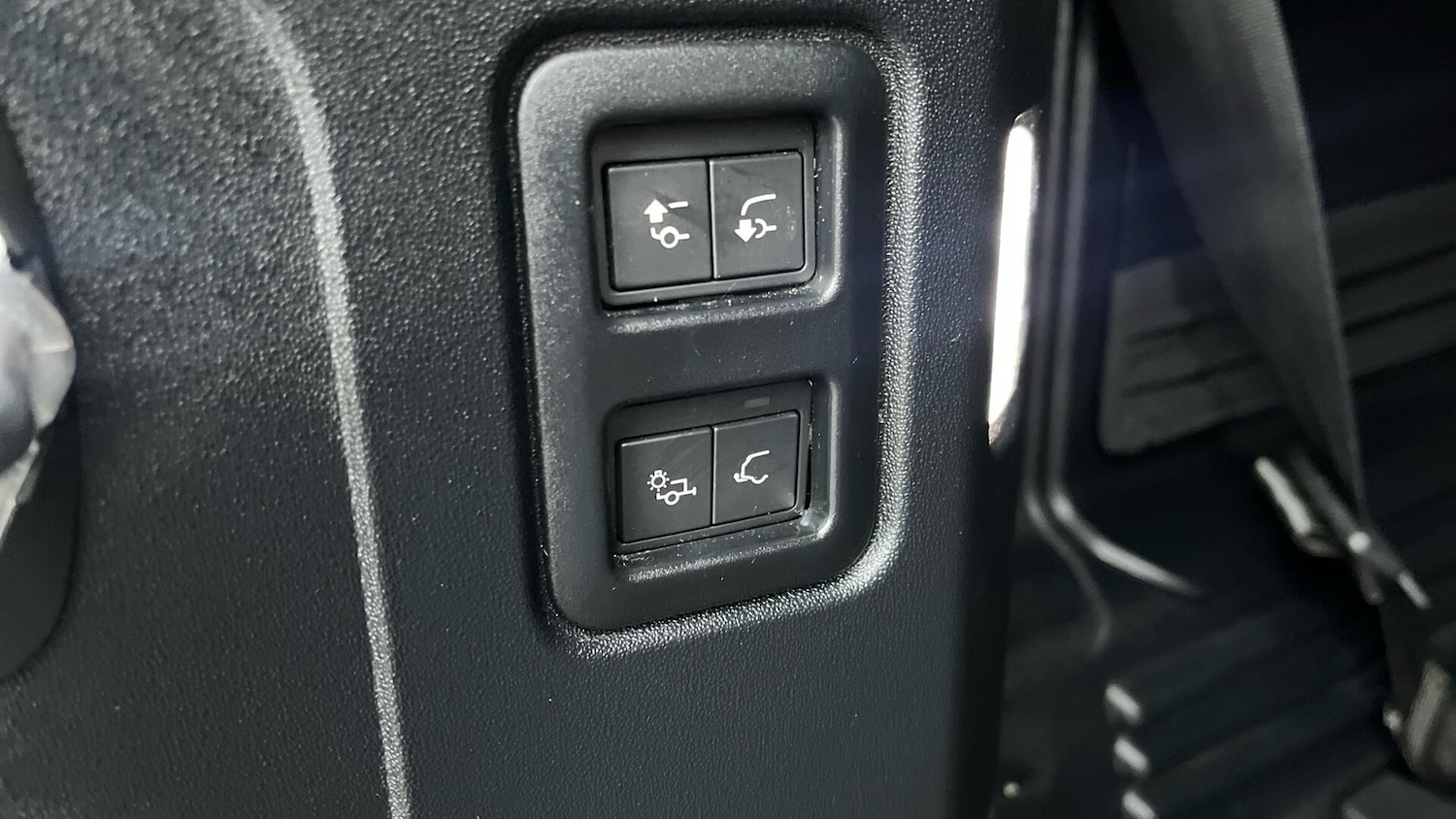 Used Land Rover Defender 2023 for sale - 76781463: Photo 43