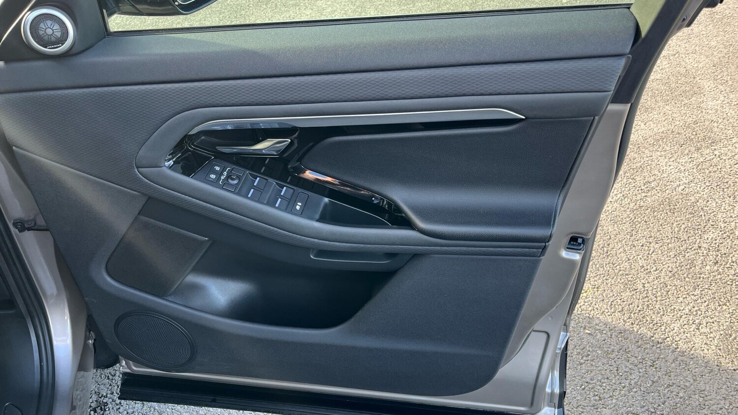 Used Land Rover Range Rover Evoque 2023 for sale - 77957619: Photo 25