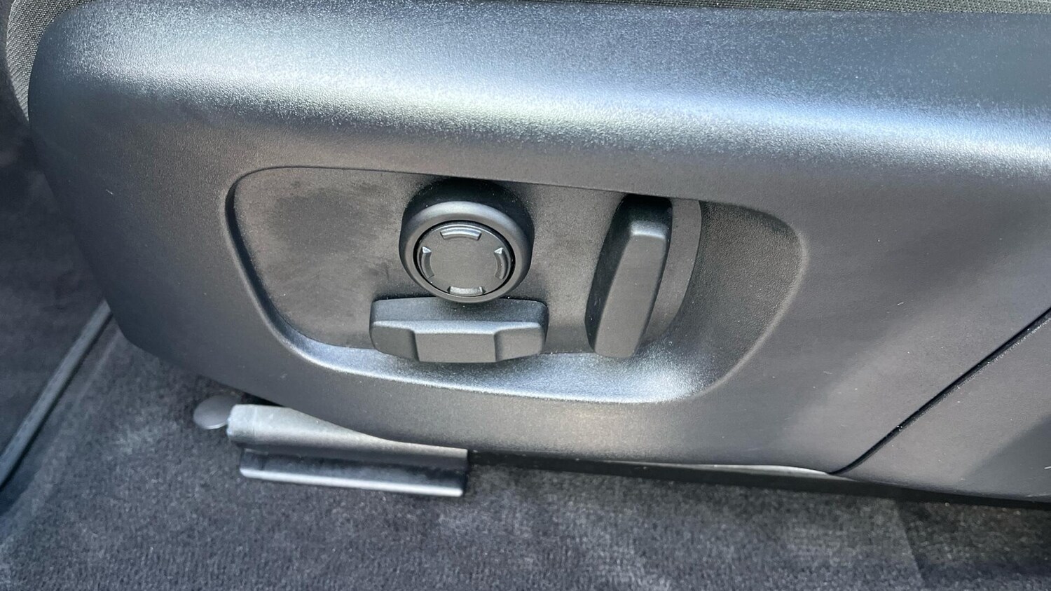 Used Land Rover Range Rover Evoque 2023 for sale - 77957619: Photo 32