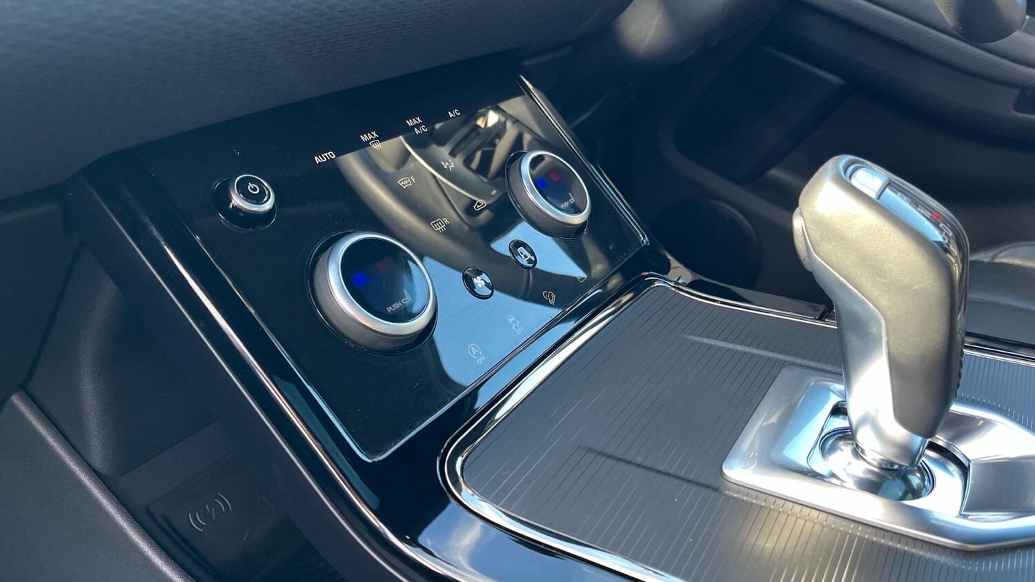 Used Land Rover Range Rover Evoque 2023 for sale - 77957619: Photo 33