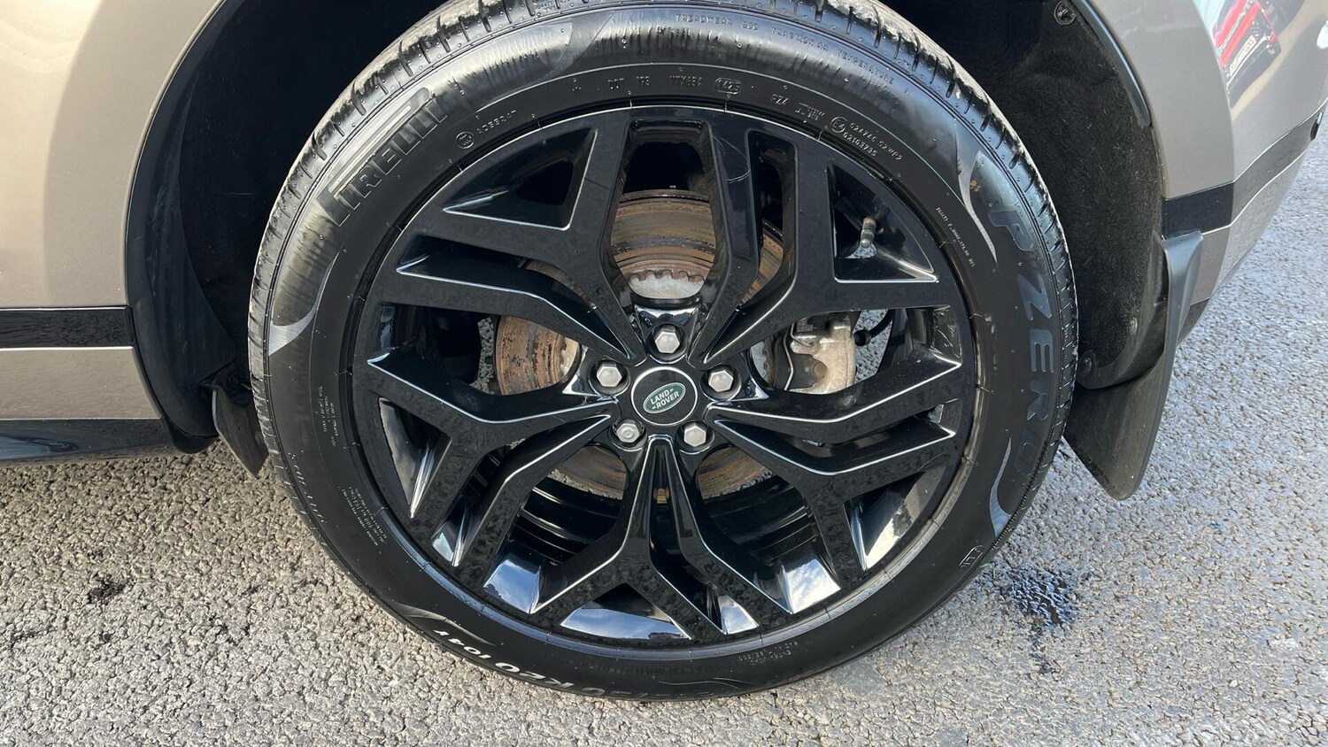 Used Land Rover Range Rover Evoque 2023 for sale - 77957619: Photo 37