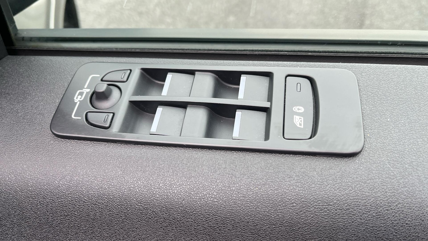 Used Land Rover Discovery Sport 2023 for sale - 77612953: Photo 27