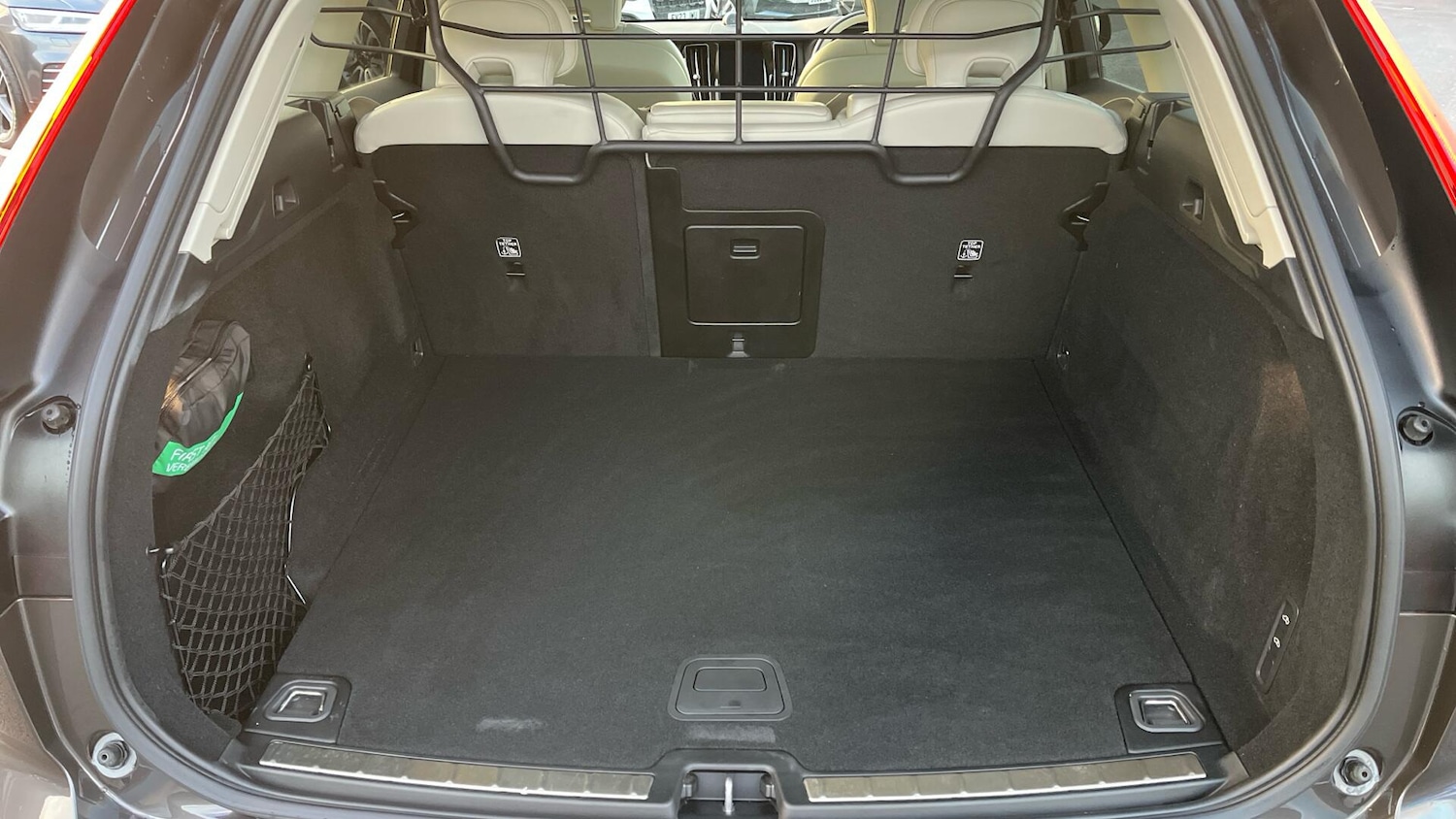 Used Volvo XC60 2023 for sale - 76865717: Photo 13