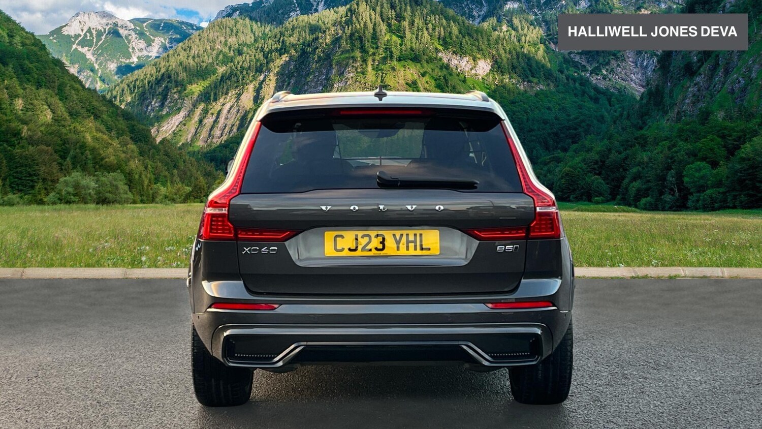 Used Volvo XC60 2023 for sale - 76865717: Photo 15