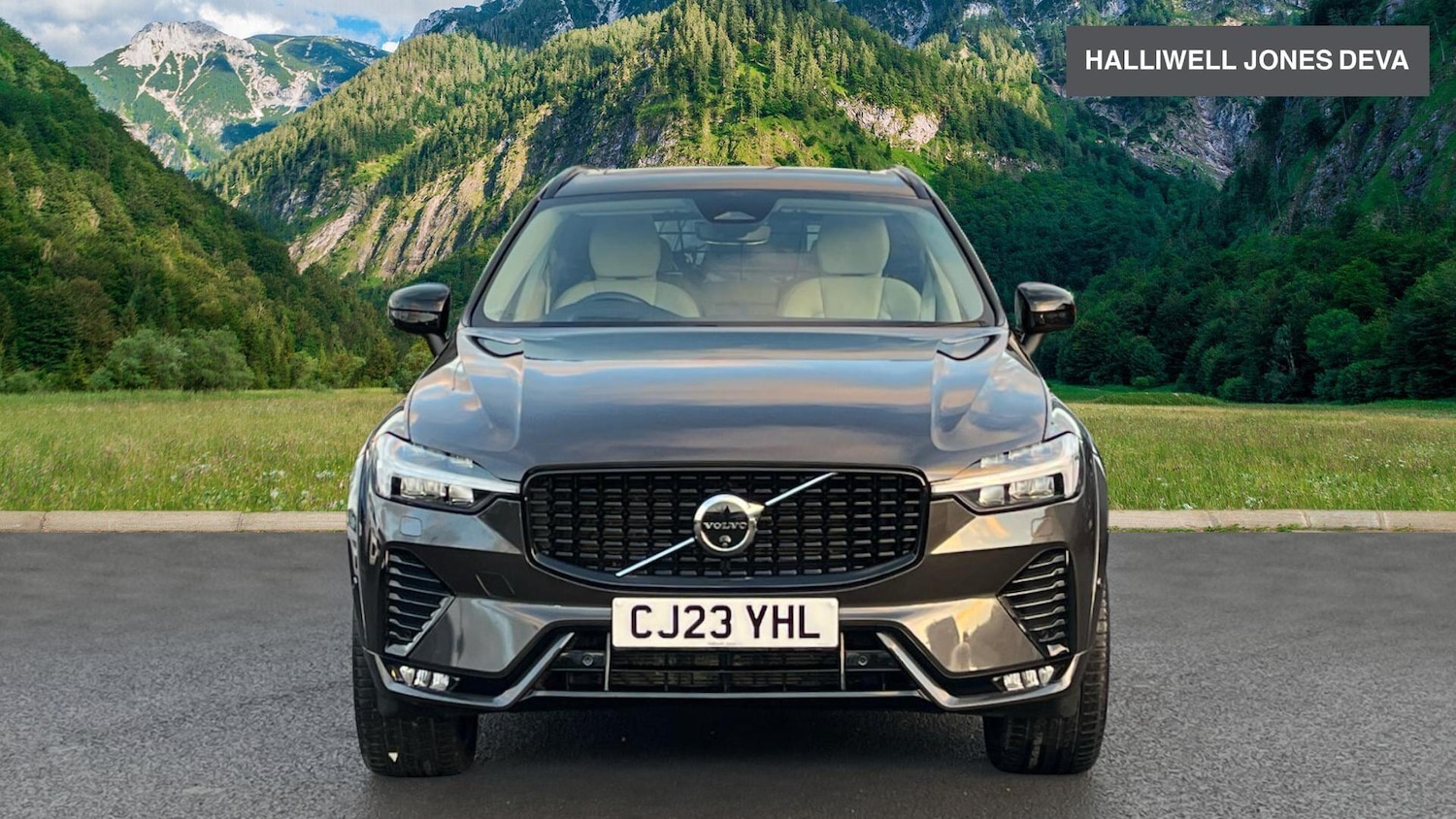 Used Volvo XC60 2023 for sale - 76865717: Photo 16