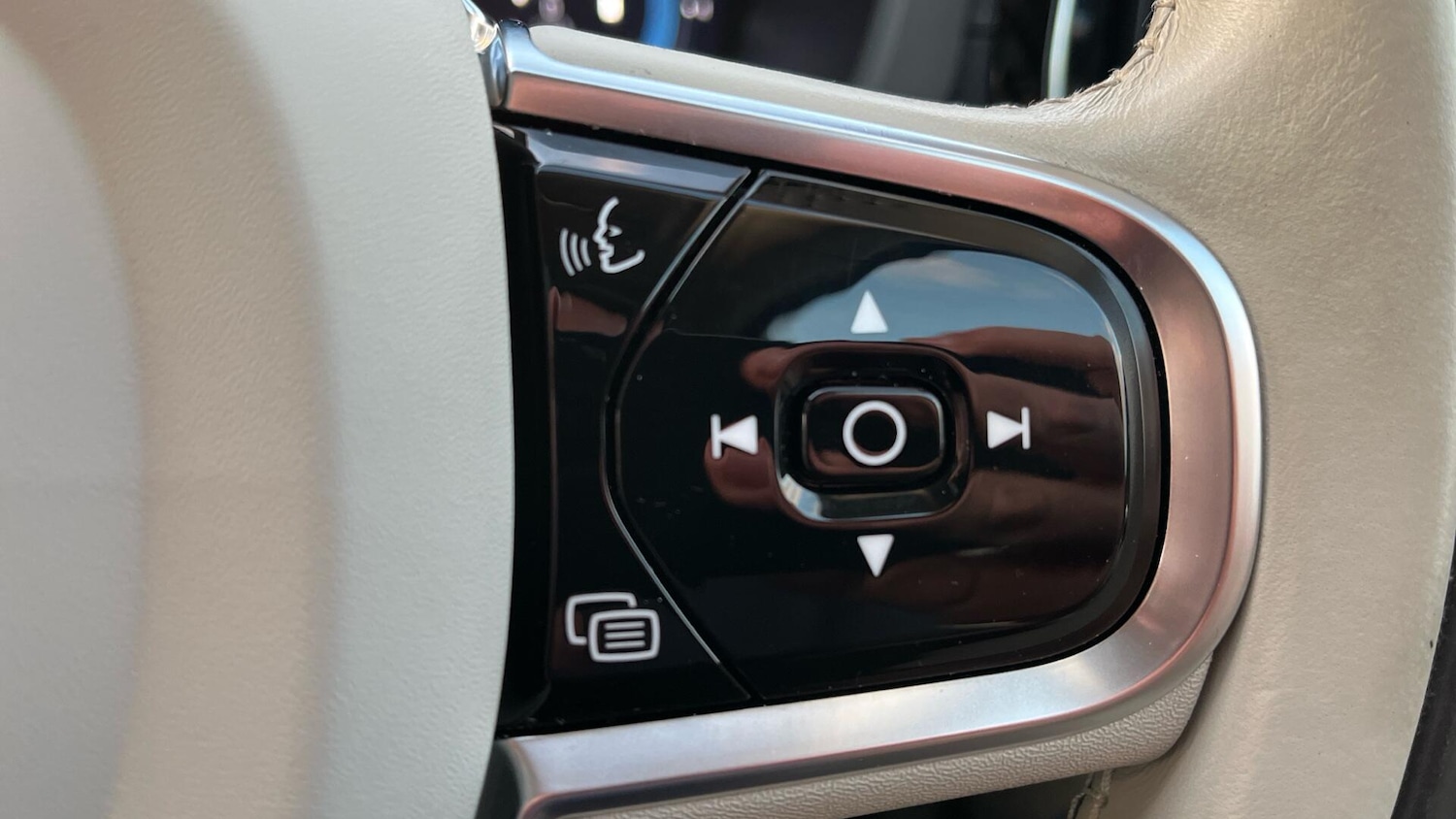 Used Volvo XC60 2023 for sale - 76865717: Photo 18