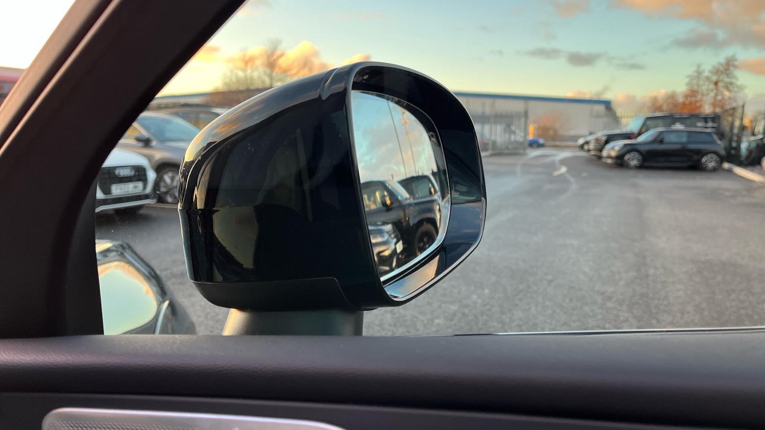 Used Volvo XC60 2023 for sale - 76865717: Photo 20