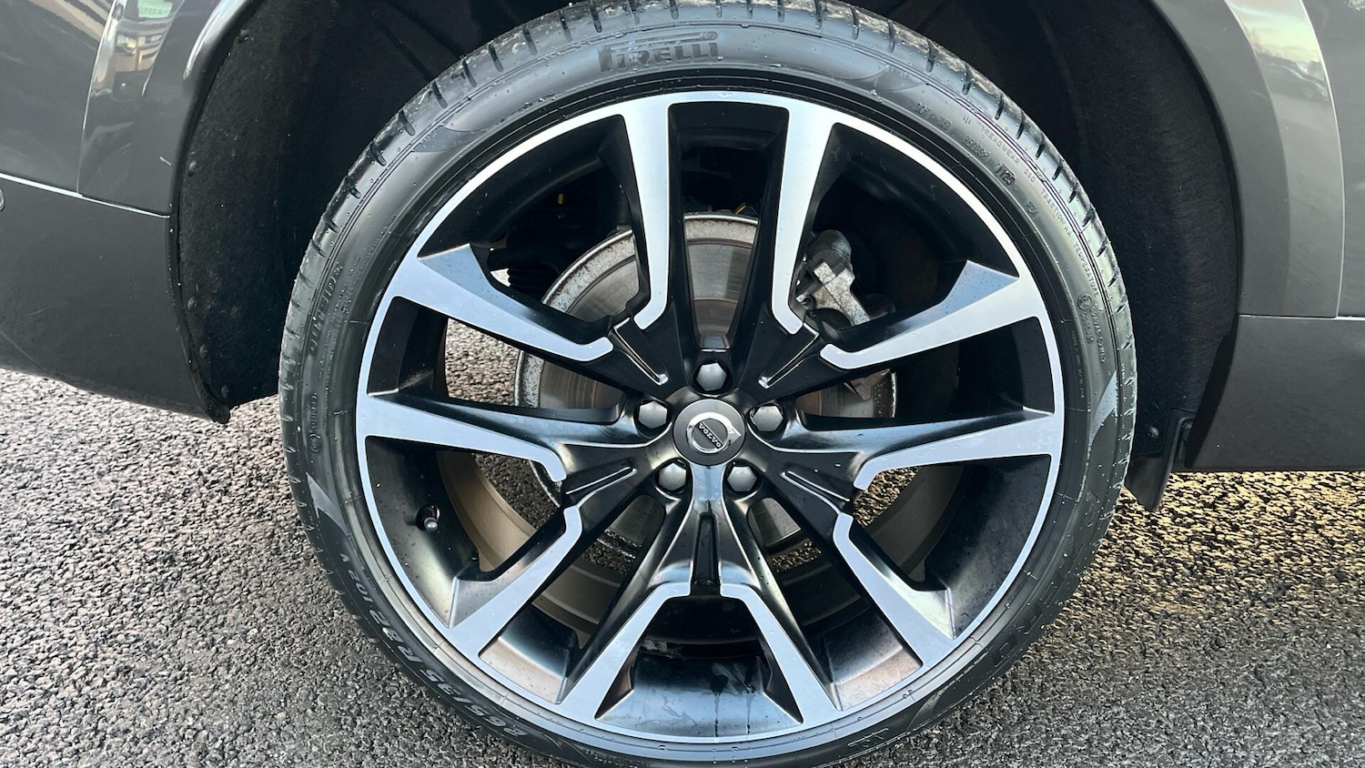 Used Volvo XC60 2023 for sale - 76865717: Photo 41