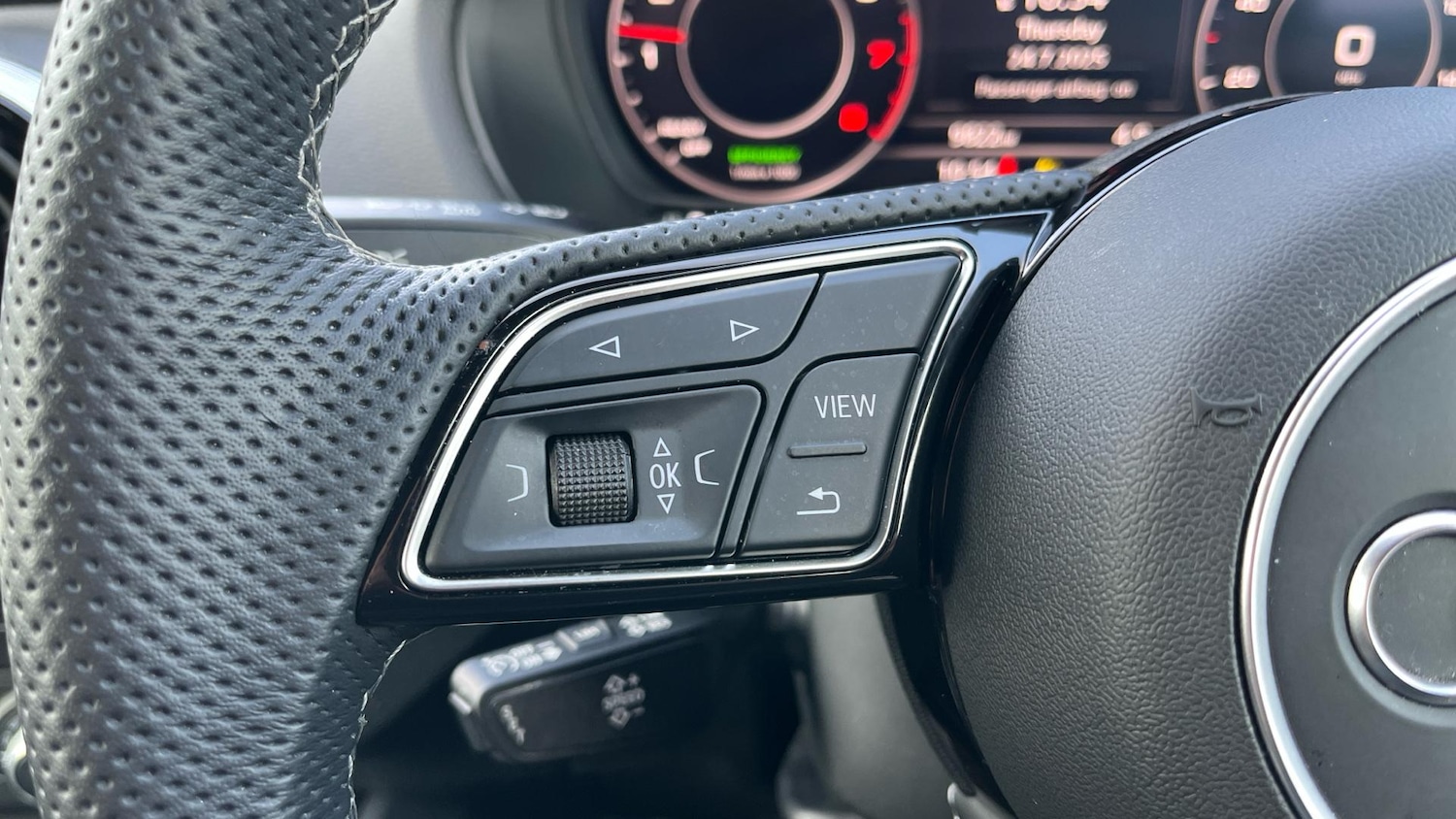 Used Audi Q2 2023 for sale - 76781811: Photo 17