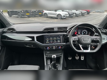 Used Audi Q3 2022 for sale - 77215666: Photo