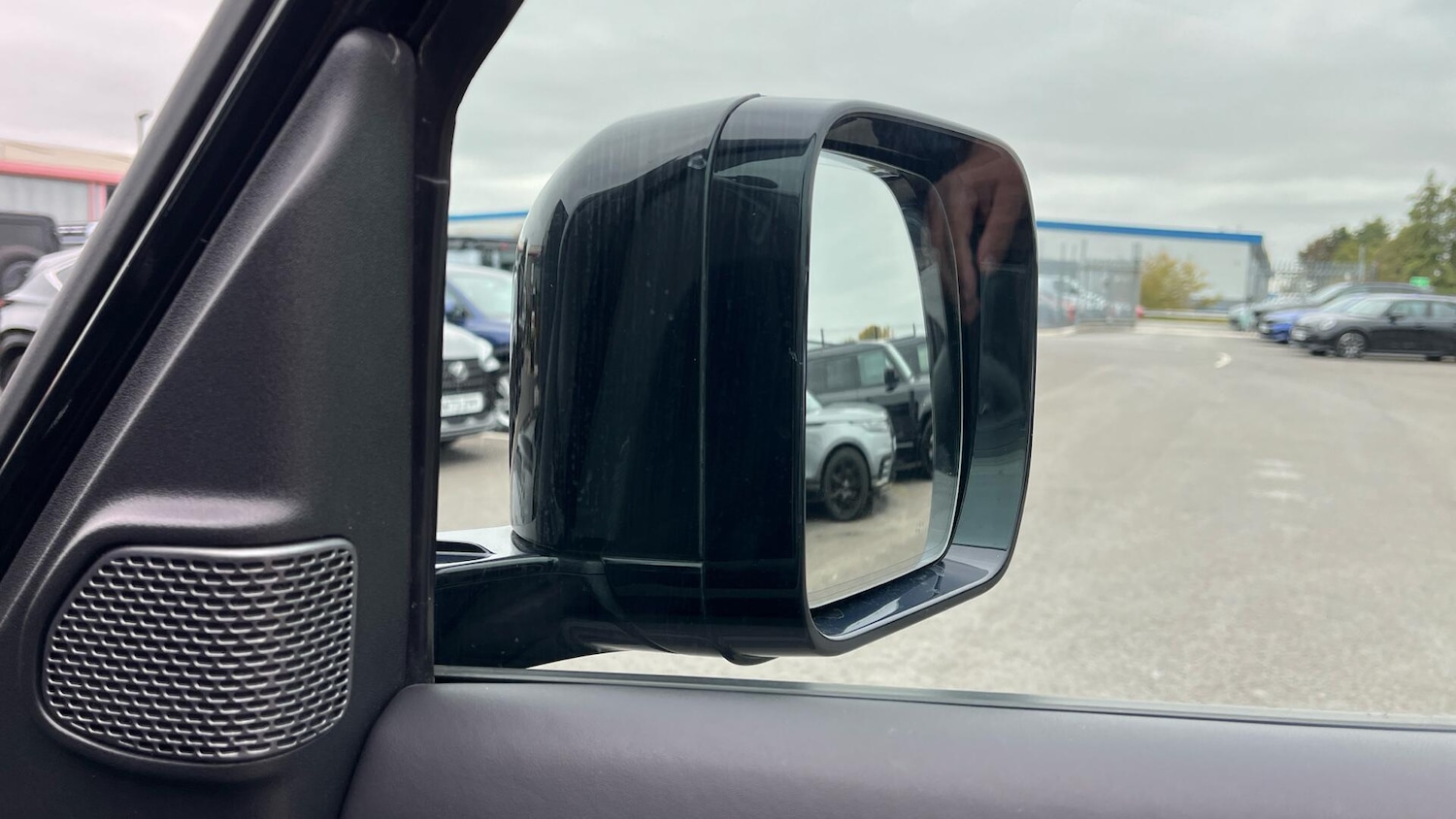 Used Land Rover Defender 2022 for sale - 76780575: Photo 20