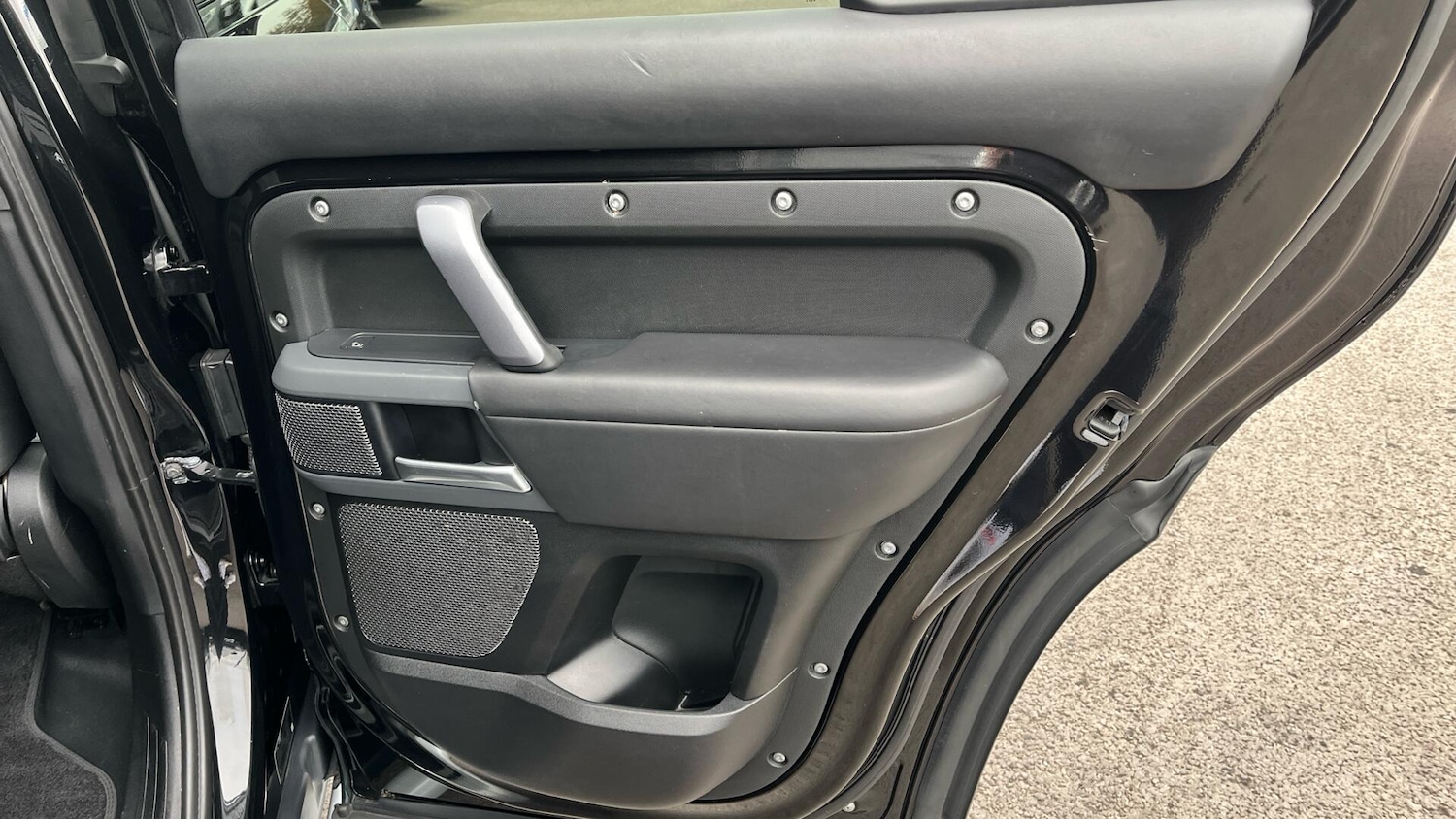 Used Land Rover Defender 2022 for sale - 76780575: Photo 24