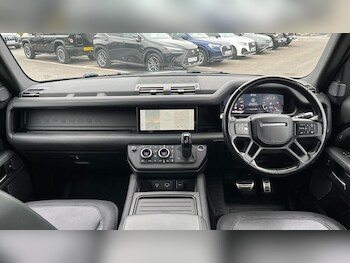 Used Land Rover Defender 110 2022 for sale - 76780575: Photo