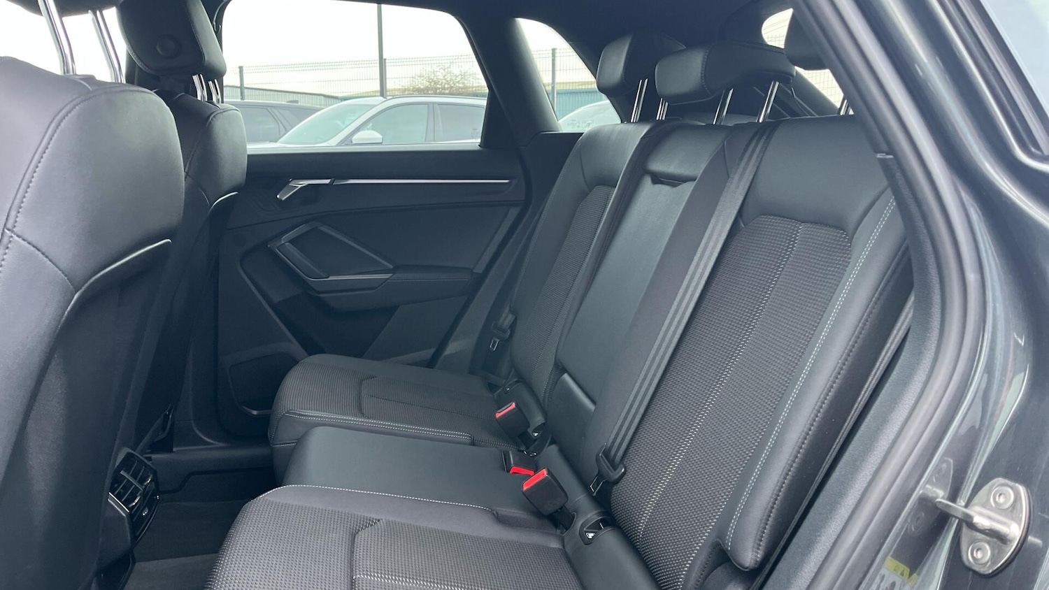 Used Audi Q3 2023 for sale - 76832161: Photo 12