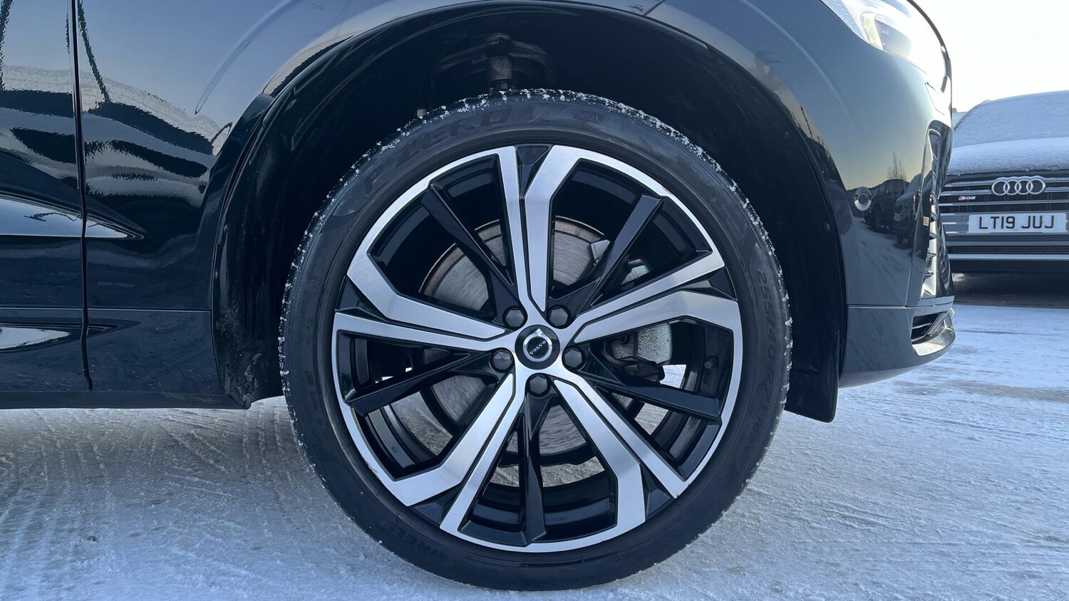 Used Volvo XC60 2021 for sale - 77040919: Photo 14