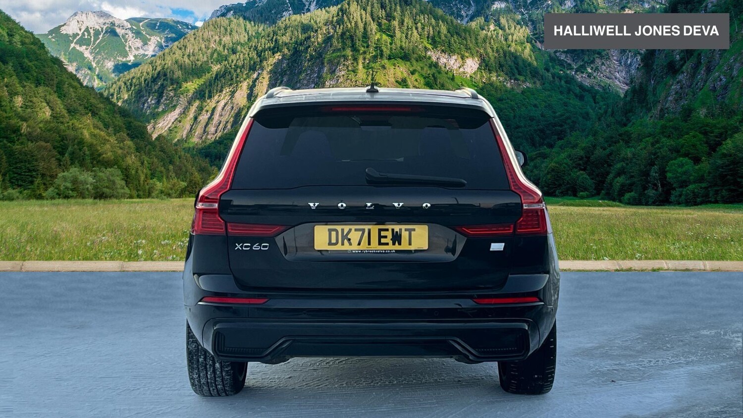 Used Volvo XC60 2021 for sale - 77040919: Photo 15