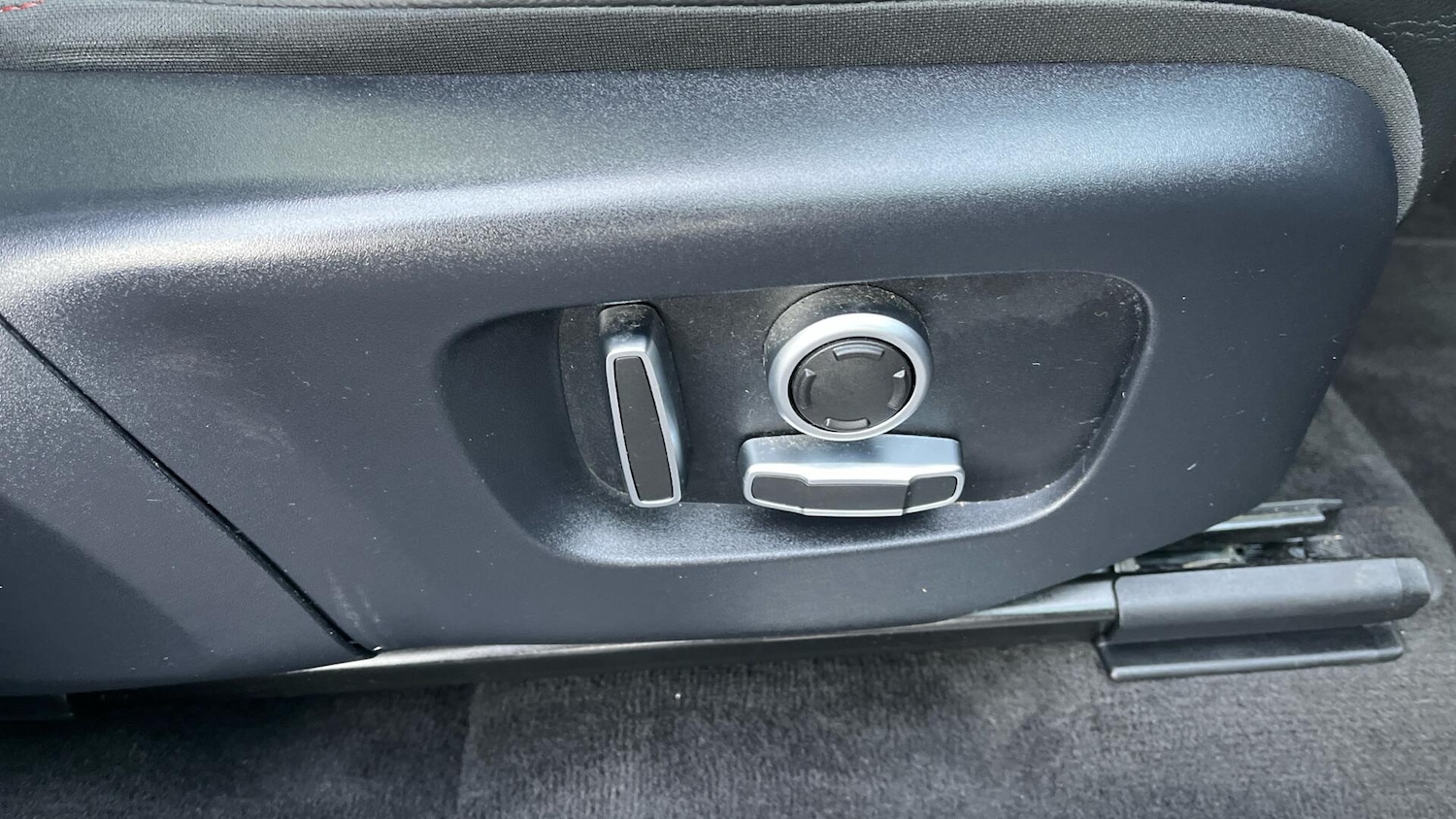 Used Land Rover Discovery Sport 2021 for sale - 76832303: Photo 30