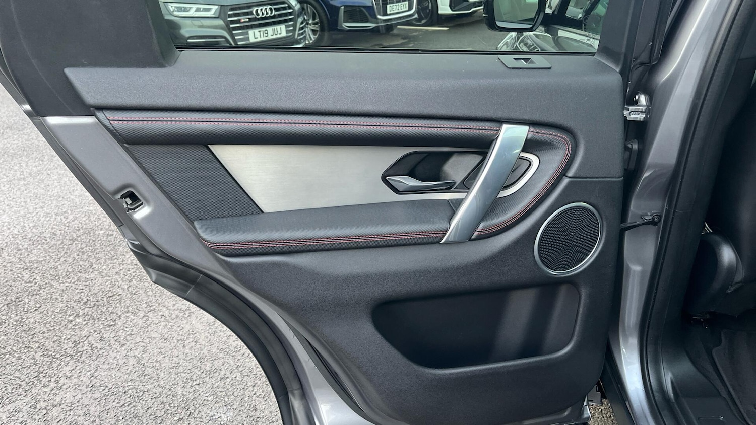 Used Land Rover Discovery Sport 2021 for sale - 76832303: Photo 39