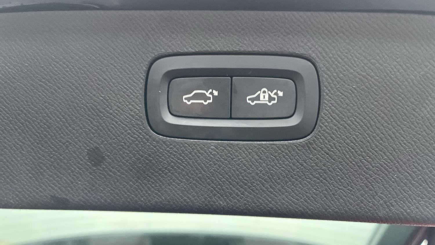 Used Volvo XC90 2023 for sale - 77144297: Photo 25