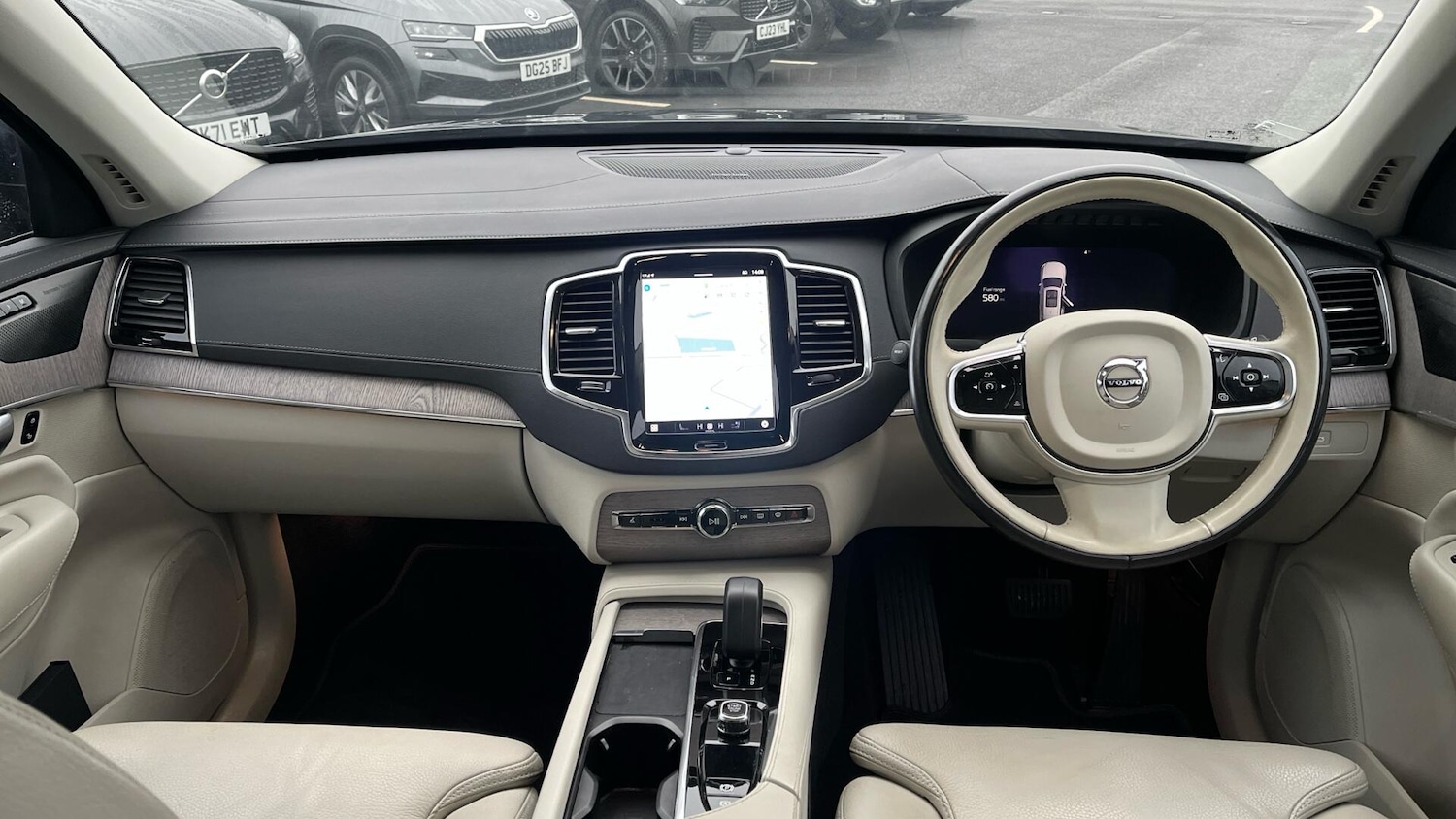 Used Volvo XC90 2023 for sale - 77144297: Photo 4