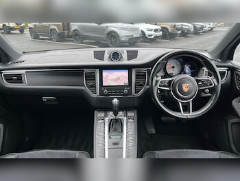 Used Porsche Macan 2017 for sale - 77524004: Photo