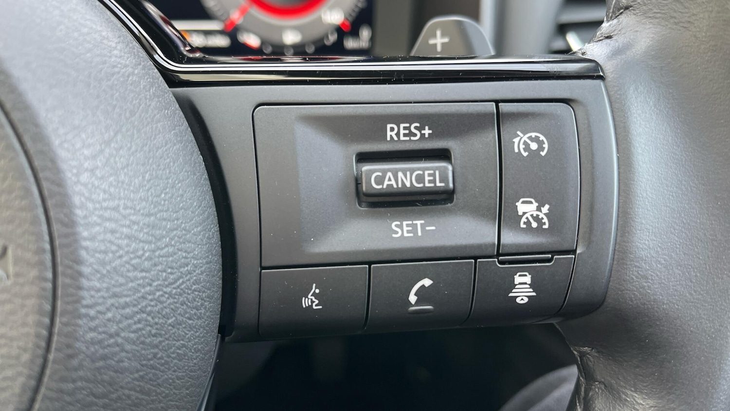 Used Nissan X-Trail 2024 for sale - 77633606: Photo 18