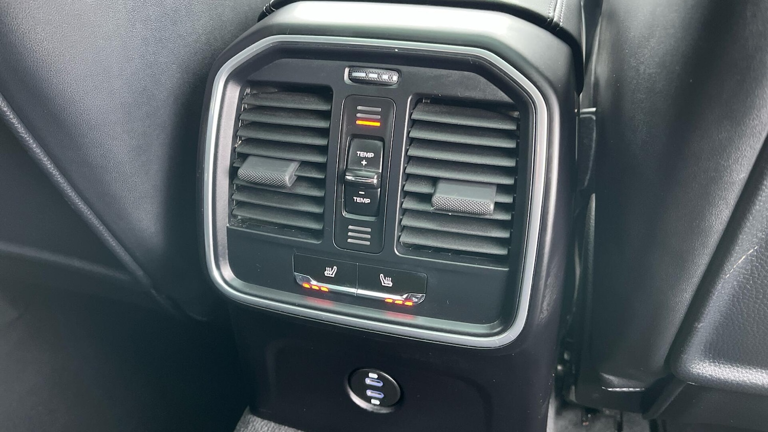 Used Porsche Macan 2022 for sale - 77538630: Photo 21