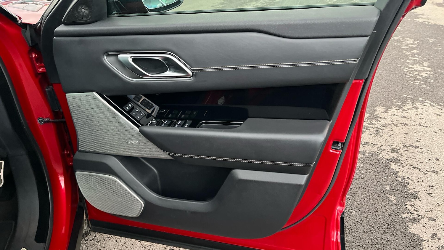 Used Land Rover Range Rover Velar 2020 for sale - 76781202: Photo 24