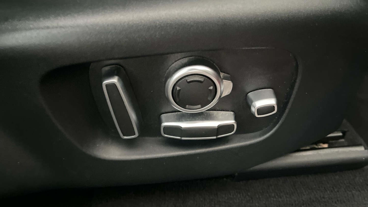 Used Land Rover Range Rover Velar 2020 for sale - 76781202: Photo 27