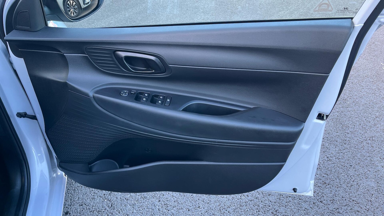 Used Hyundai i20 2023 for sale - 76781826: Photo 25