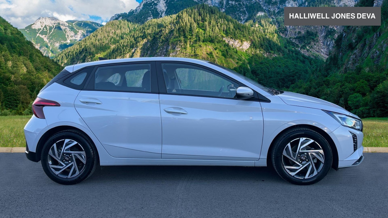 Used Hyundai i20 2023 for sale - 76781826: Photo 3