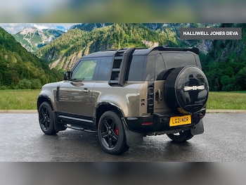 Used Land Rover Defender 90 2021 for sale - 76849948: Photo