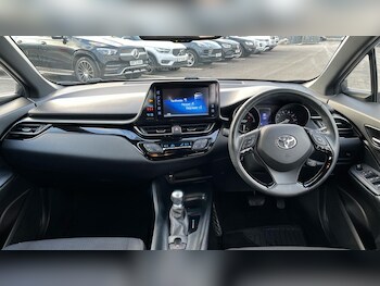Used Toyota C-HR 2019 for sale - 77523902: Photo