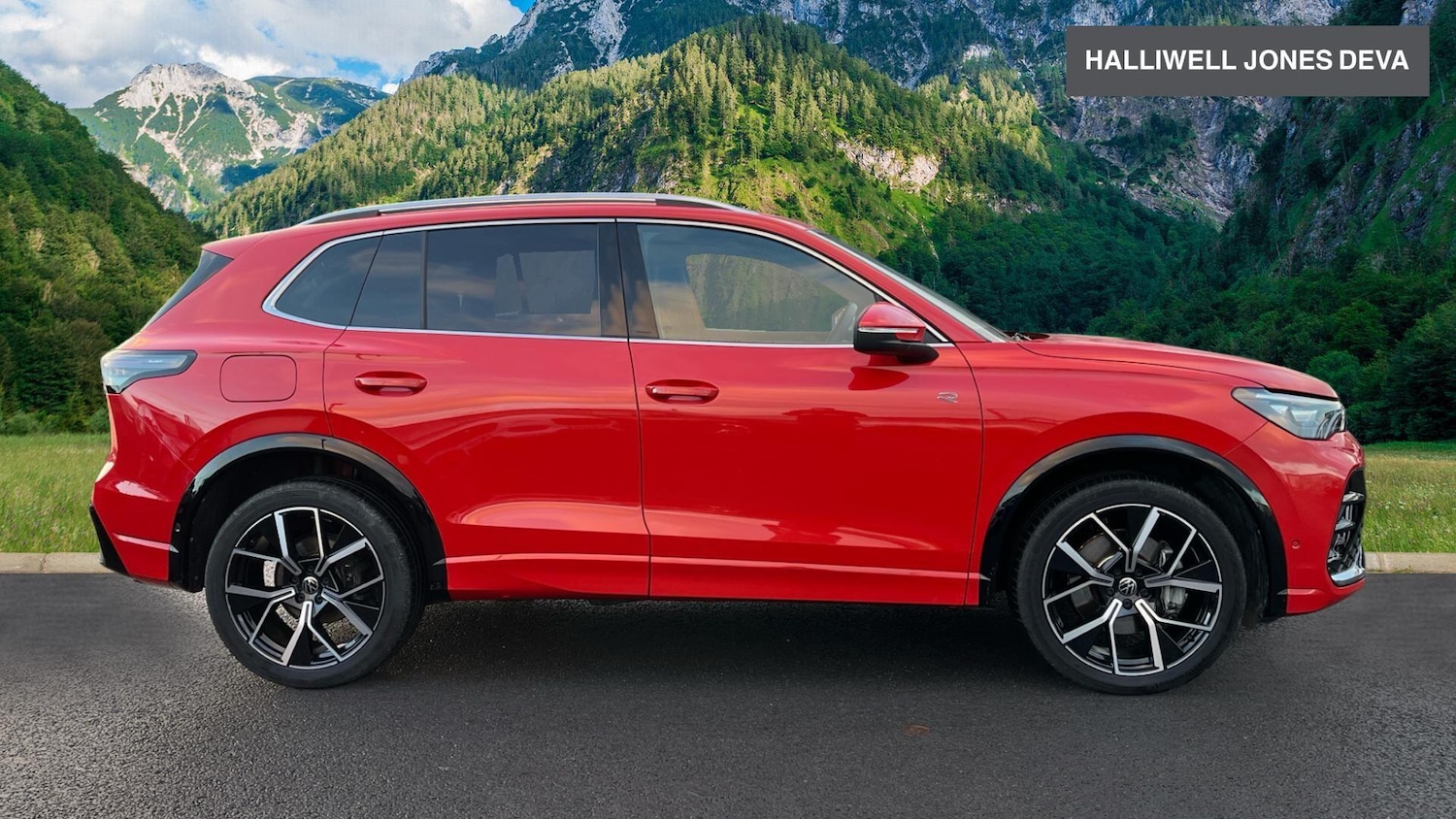 Used Volkswagen Tiguan 2024 for sale - 76976673: Photo 3