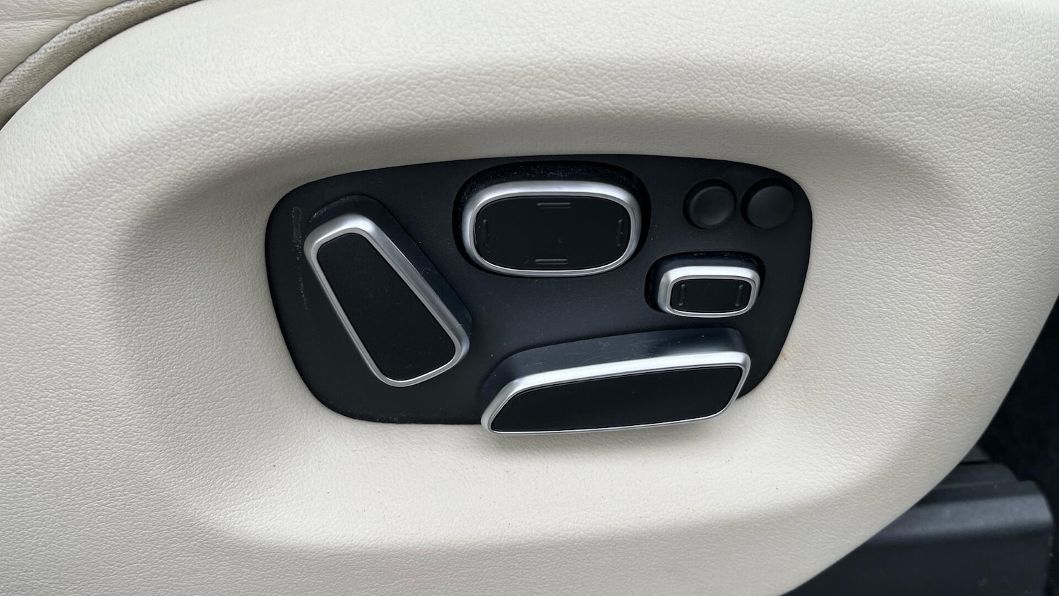 Used Land Rover Range Rover 2014 for sale - 77081549: Photo 31